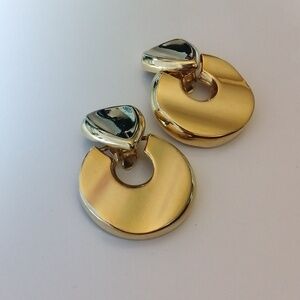 Vintage 1980s TAT Door Knocker Chunky Gold Clip-on Earrings Scandi Girl